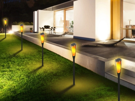 Lampa solarna wbijana LED SSO-4 1600K IP65 - wizualizacja 2.jpg