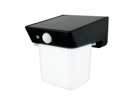 Solarna Lampa Elewacyjna LED z czujnikiem SOE-8 - ON.jpg