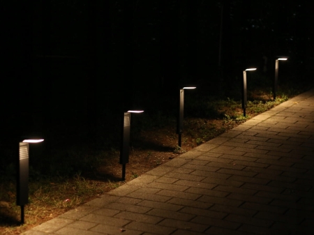 Slupek ogrodowy solarny LED SSO-2 4000K - wizka.jpg