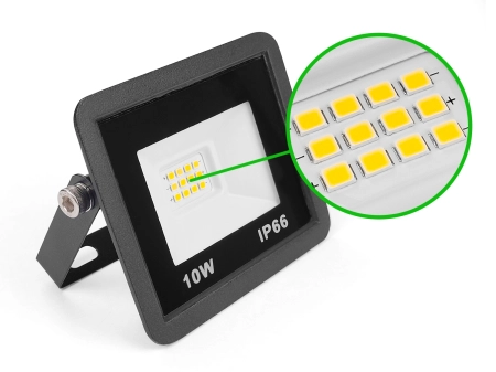 Naświetlacz LED Super Slim 10W -- 04.jpg