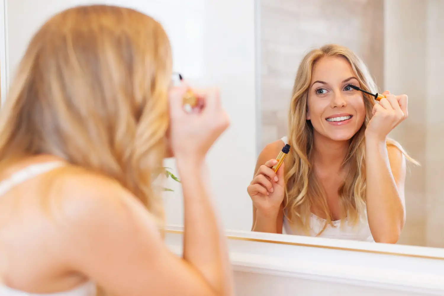 Jaka barwa światła do makijażu?